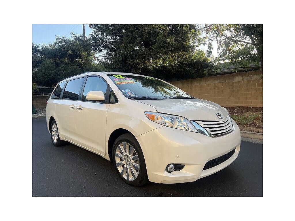 2012 Toyota Sienna Limited 7-Passenger