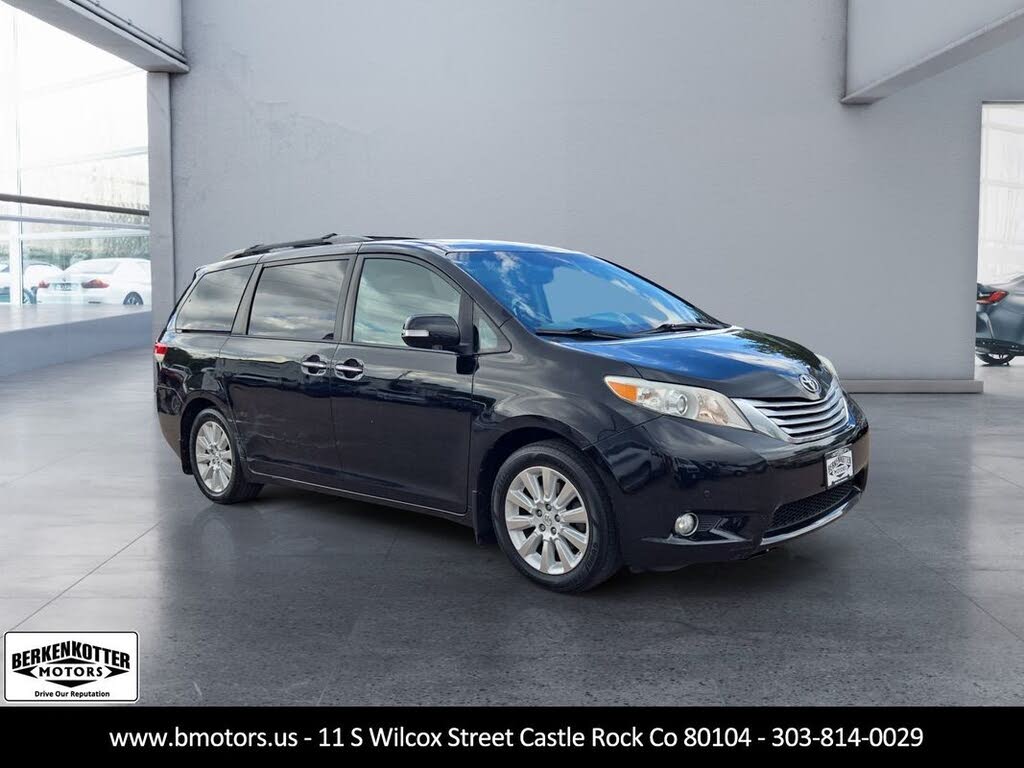 2013 Toyota Sienna XLE 7-Passenger