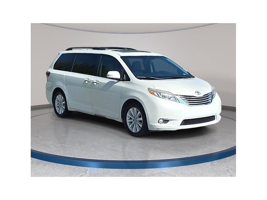 2015 Toyota Sienna Limited Premium 7-Passenger