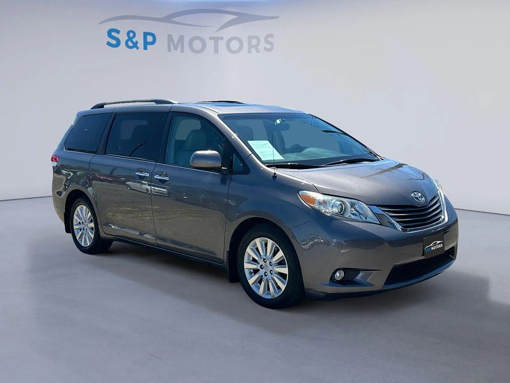 2013 Toyota Sienna Limited 7-Passenger