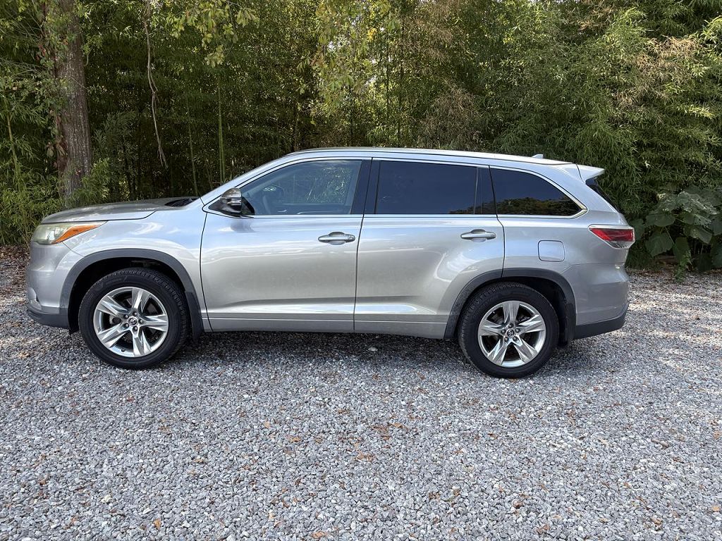 2016 Toyota Highlander Limited Platinum