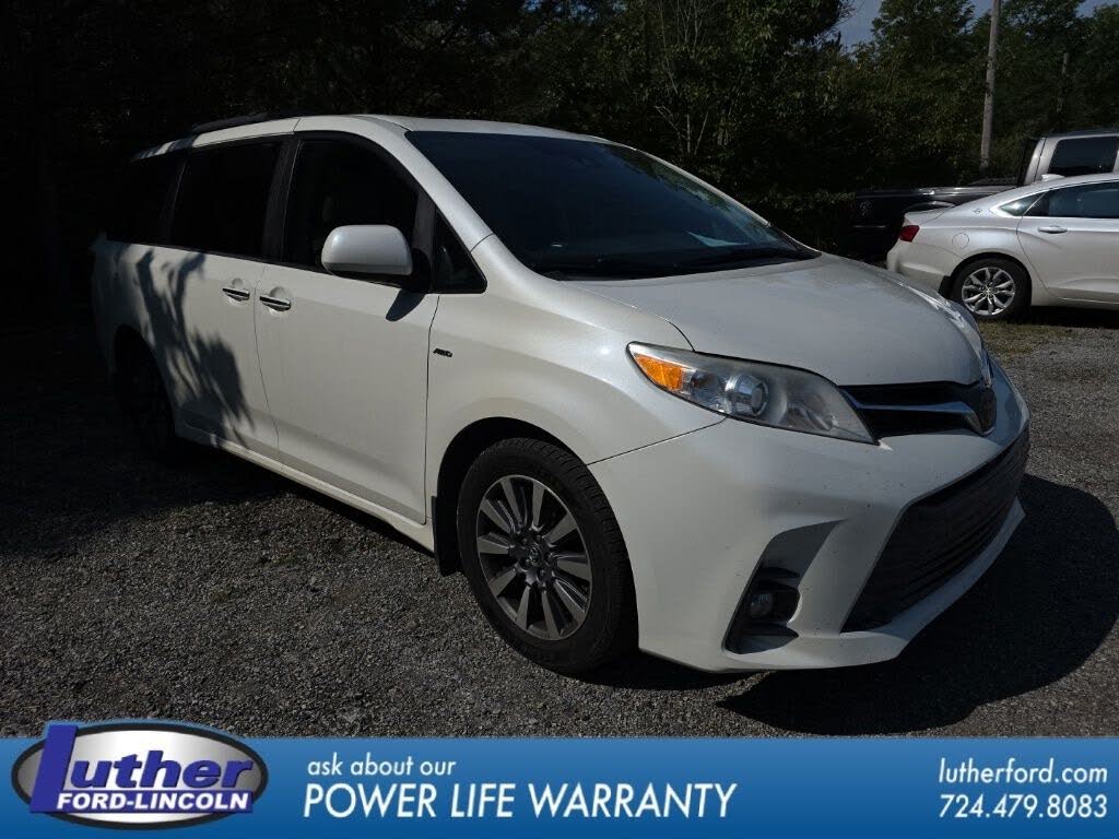 2018 Toyota Sienna XLE Premium 7-Passenger