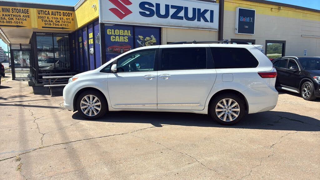 2017 Toyota Sienna Limited 7-Passenger