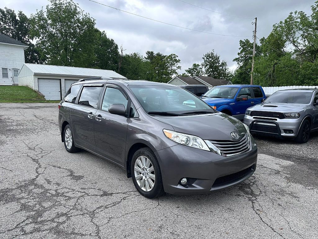 2017 Toyota Sienna Limited 7-Passenger
