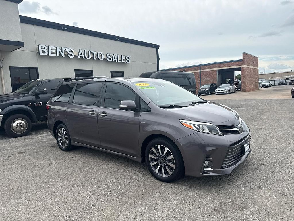 2018 Toyota Sienna XLE Premium 7-Passenger
