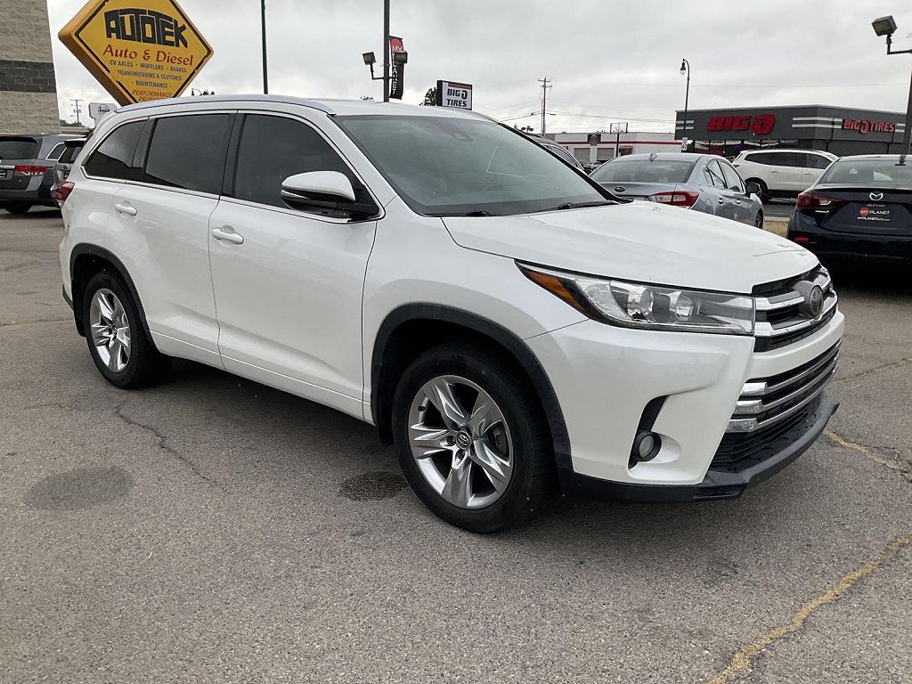 2017 Toyota Highlander Limited Platinum