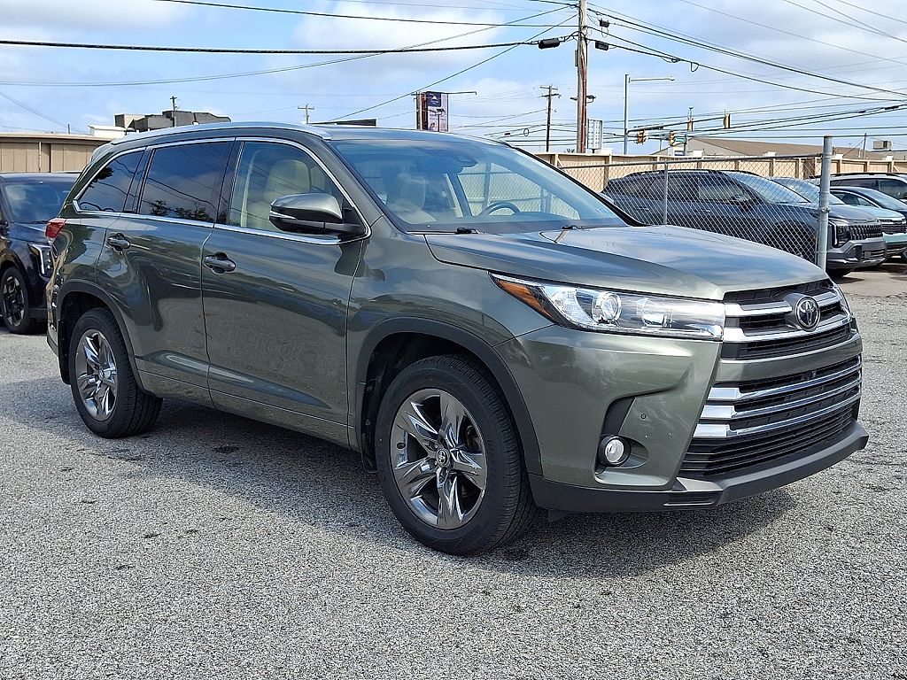 2017 Toyota Highlander Limited V6