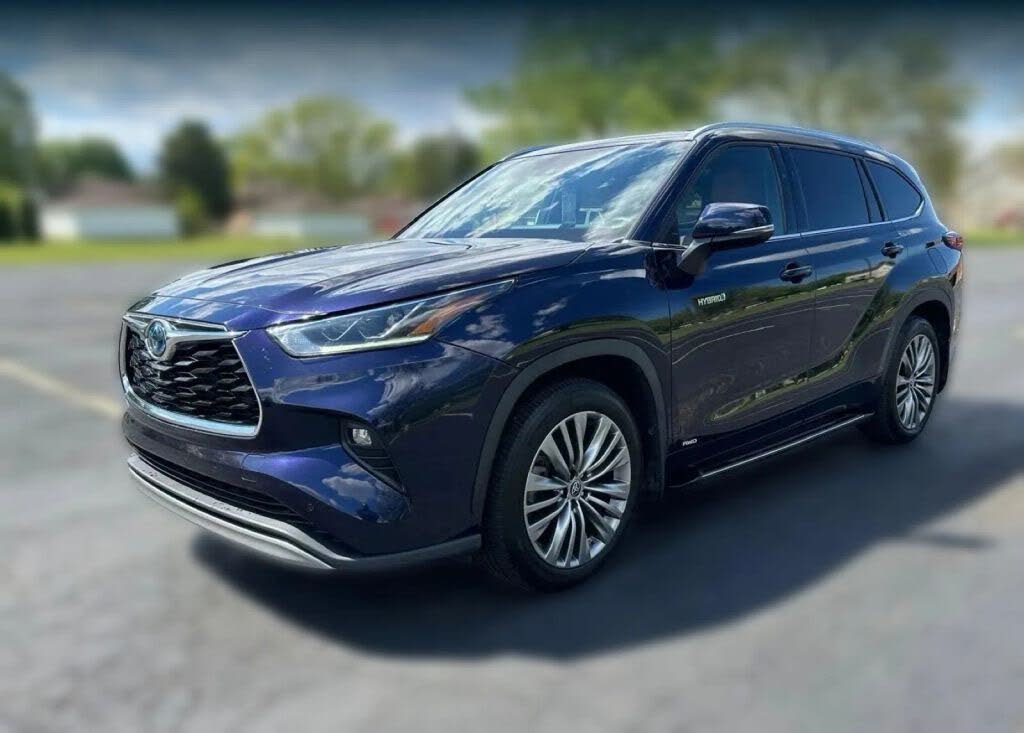 2021 Toyota Highlander Hybrid Platinum