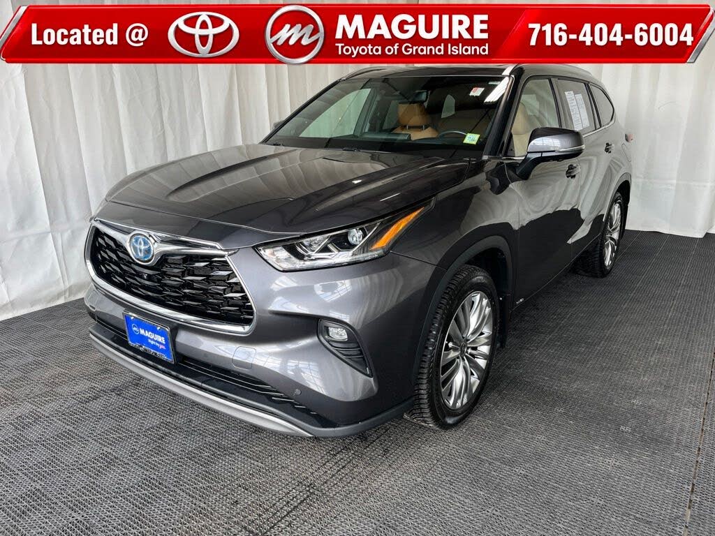 2024 Toyota Highlander Hybrid Platinum