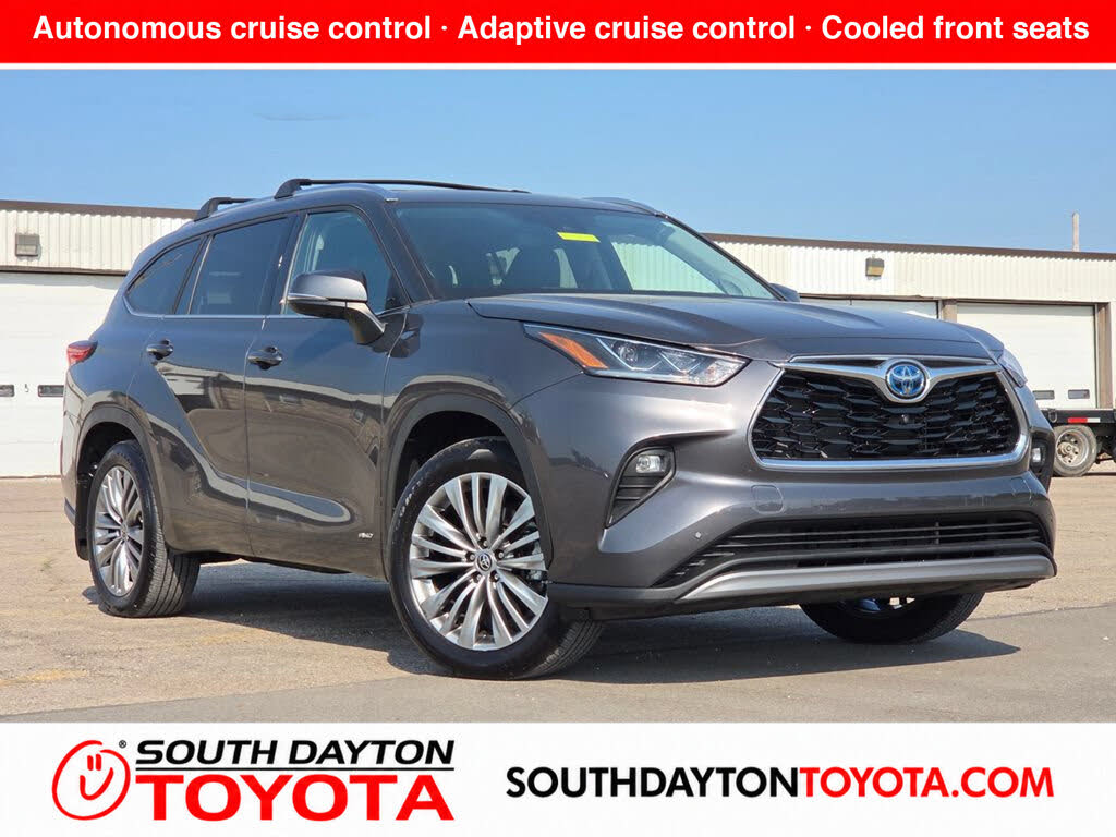 2022 Toyota Highlander Hybrid Platinum