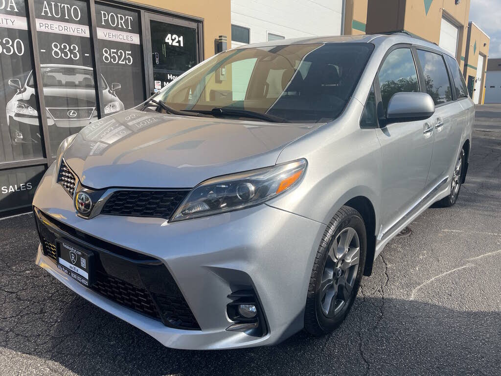 2019 Toyota Sienna SE 7-Passenger