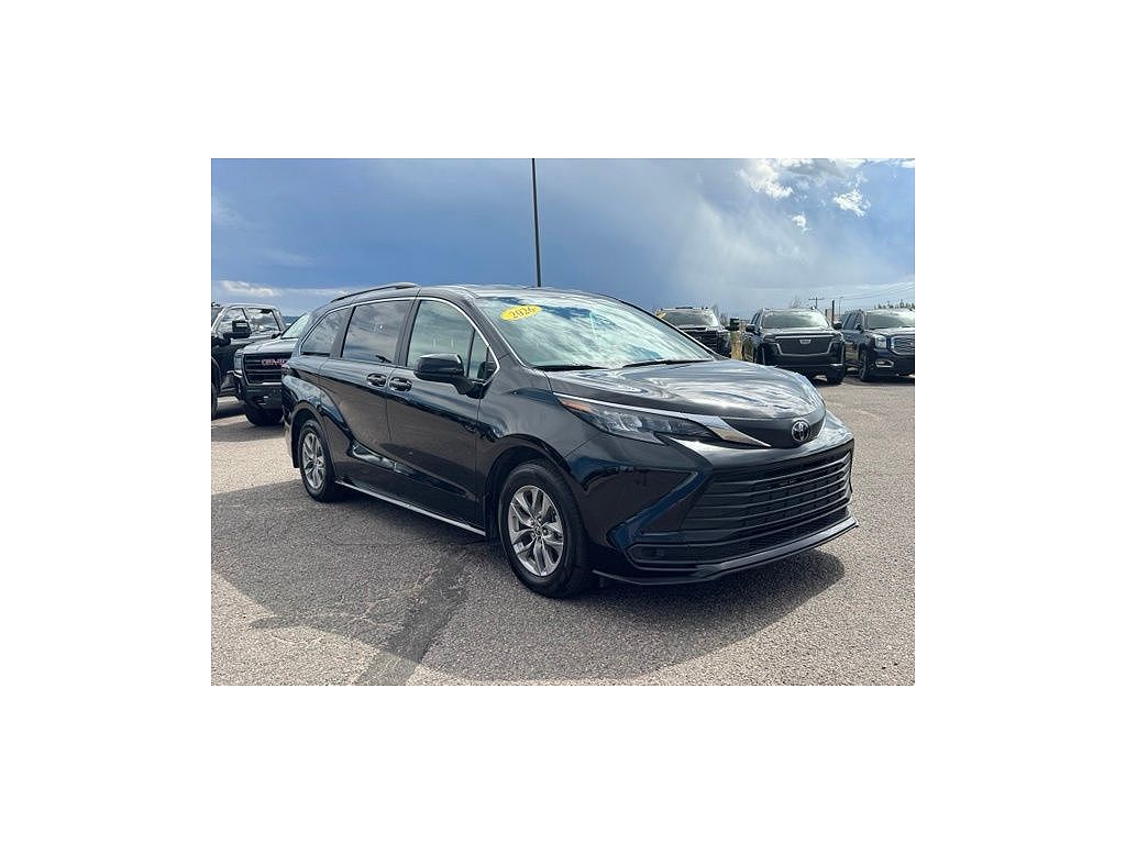 2026 Toyota Sienna Unspecified