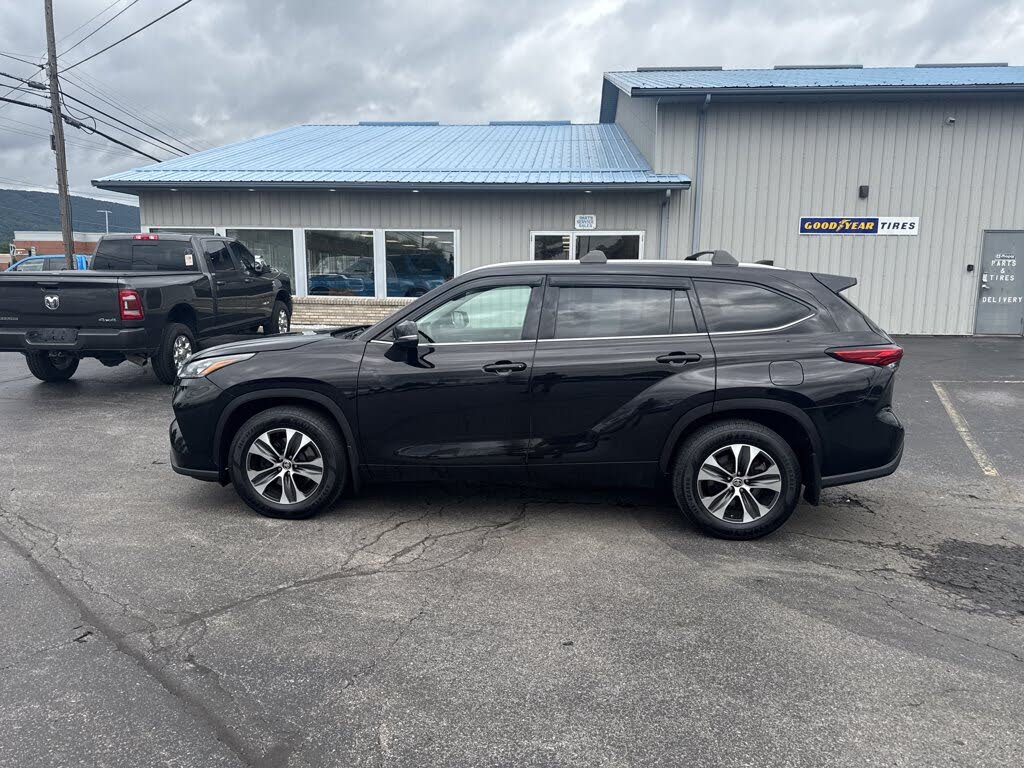 2020 Toyota Highlander XLE