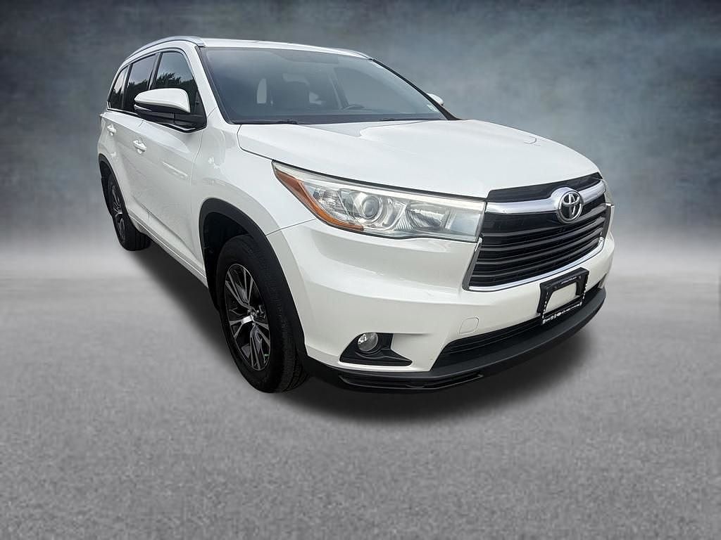 2016 Toyota Highlander XLE