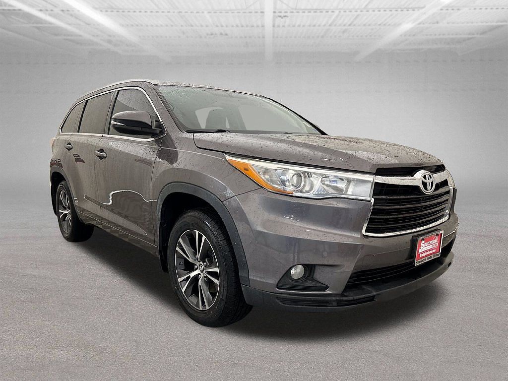 2016 Toyota Highlander XLE