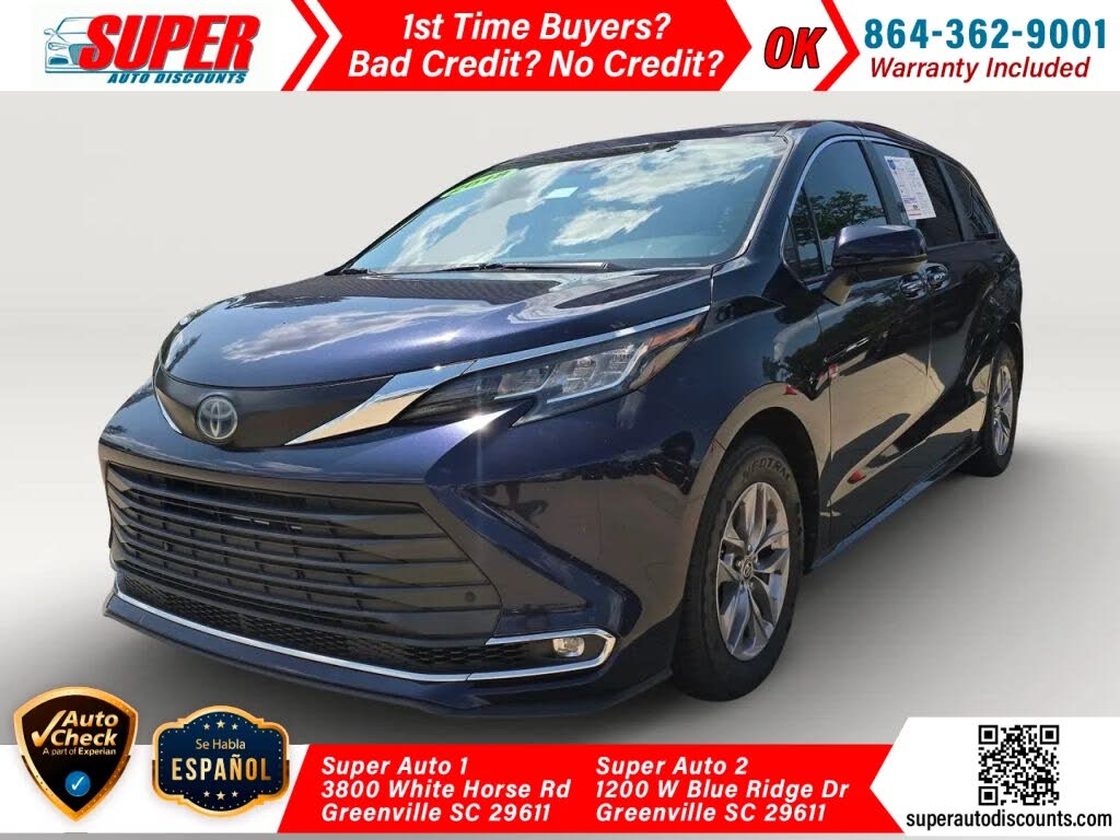 2022 Toyota Sienna XLE 8-Passenger