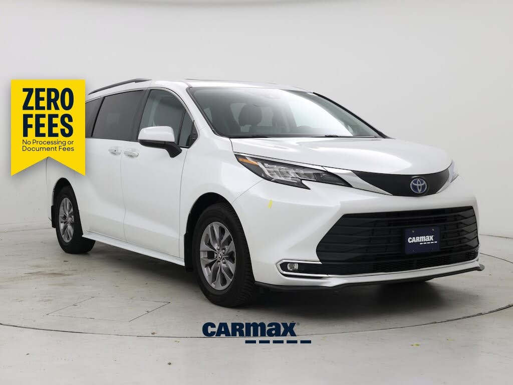2022 Toyota Sienna XLE 7-Passenger