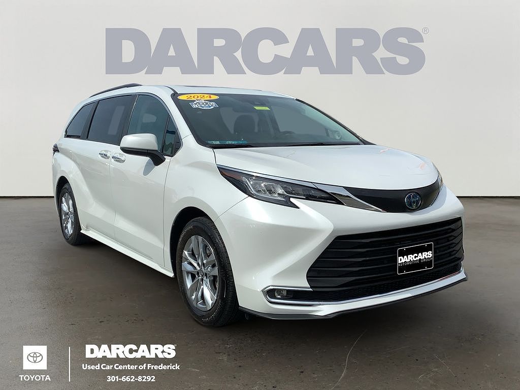 2023 Toyota Sienna XLE 7-Passenger