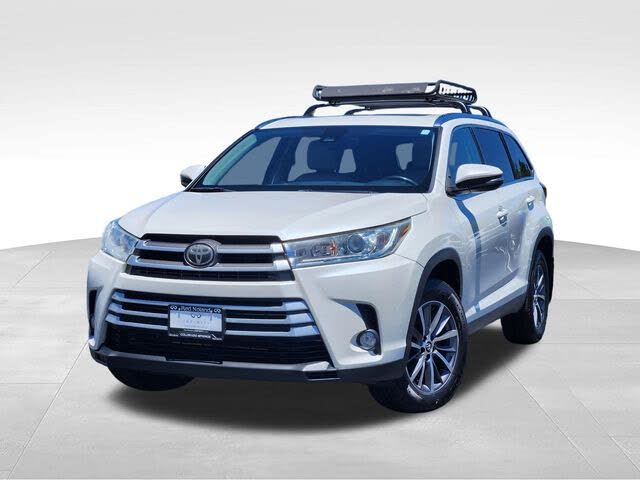 2019 Toyota Highlander SE