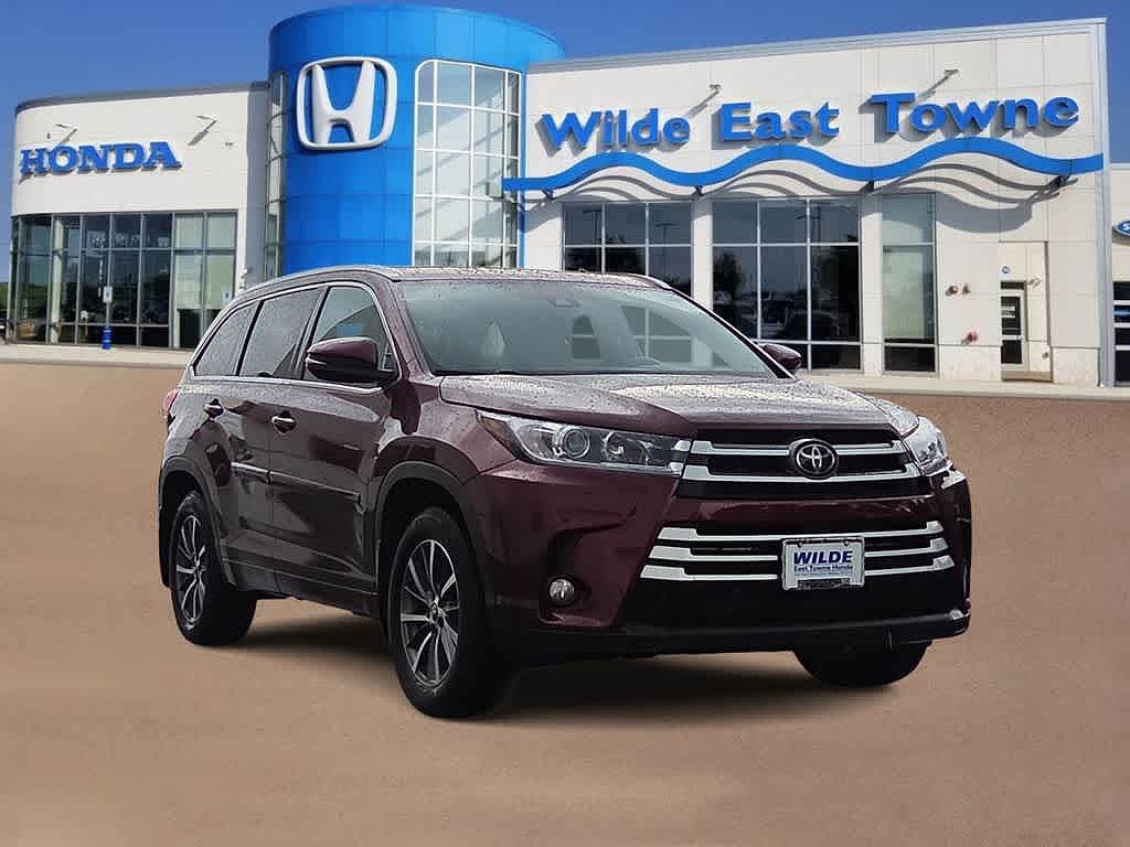 2018 Toyota Highlander SE