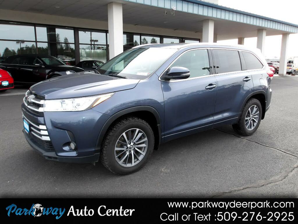 2017 Toyota Highlander SE