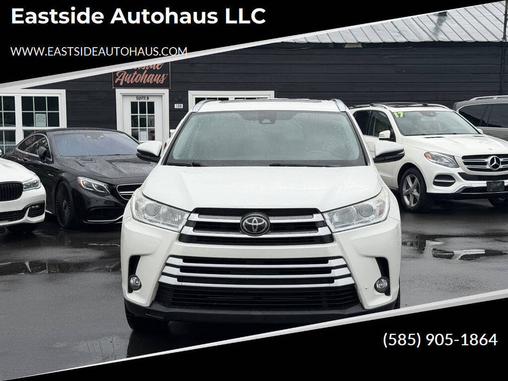 2017 Toyota Highlander SE