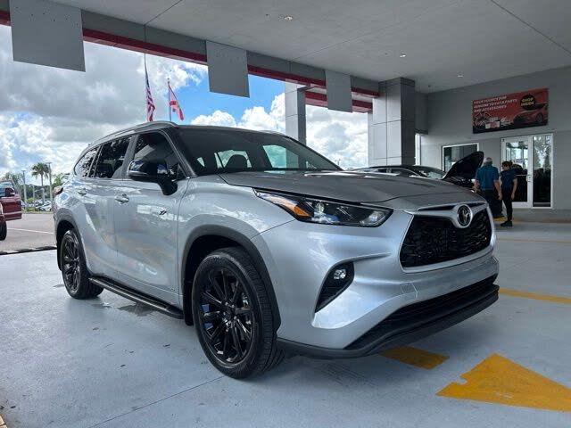 2025 Toyota Highlander Hybrid XLE