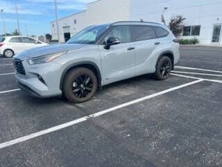 2024 Toyota Highlander Hybrid LE Nightshade