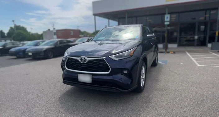 2025 XLE in Blue, 18,416 miles for sale in Richmond, VA