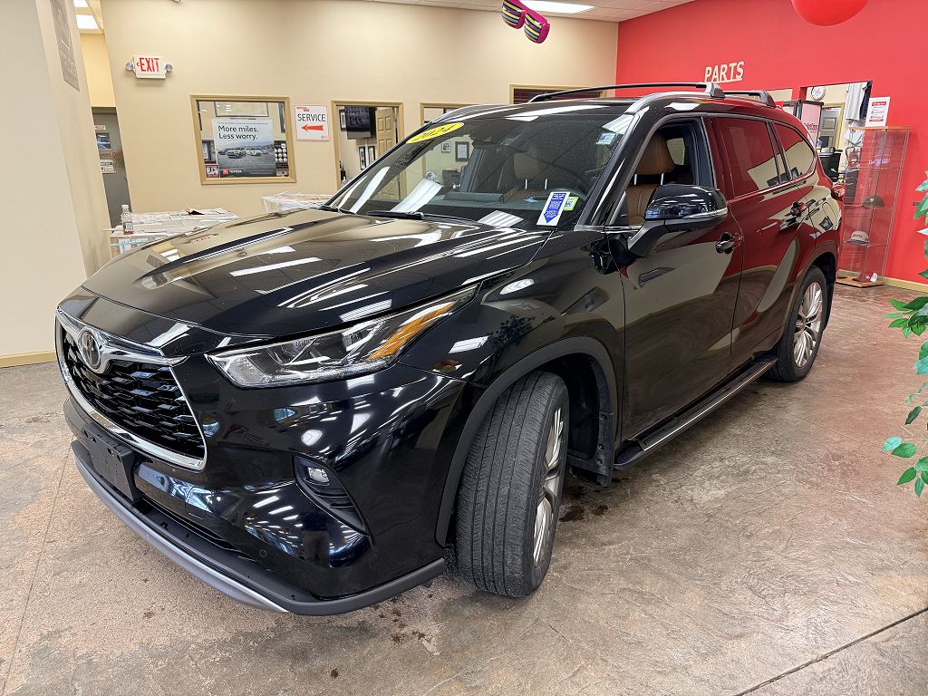 2024 Toyota Highlander XLE