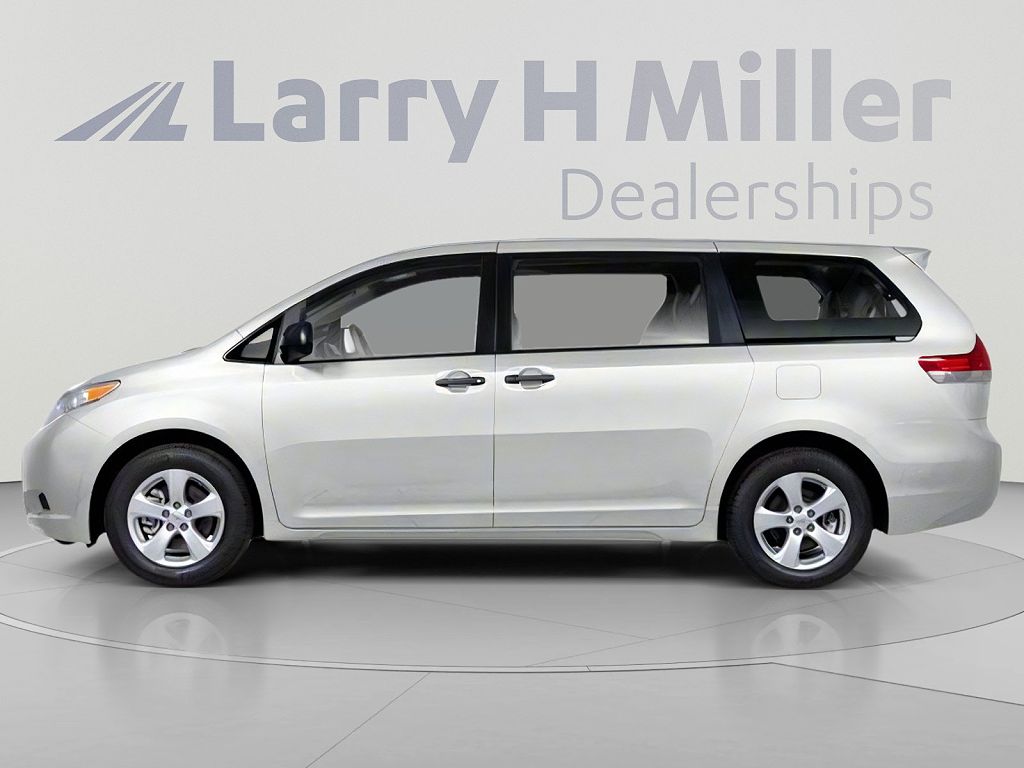 2013 Toyota Sienna LE 7-Passenger Mobility