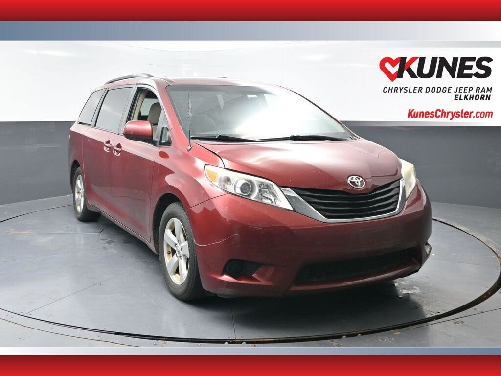 2013 Toyota Sienna LE 7-Passenger Mobility