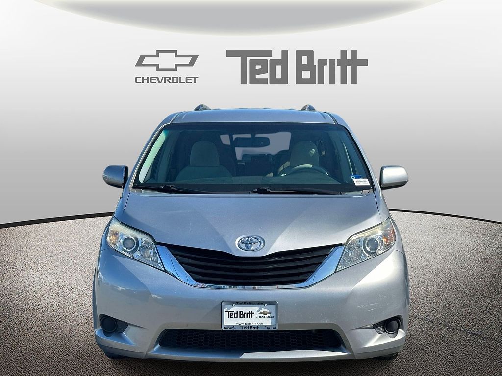 2013 Toyota Sienna LE 7-Passenger Mobility