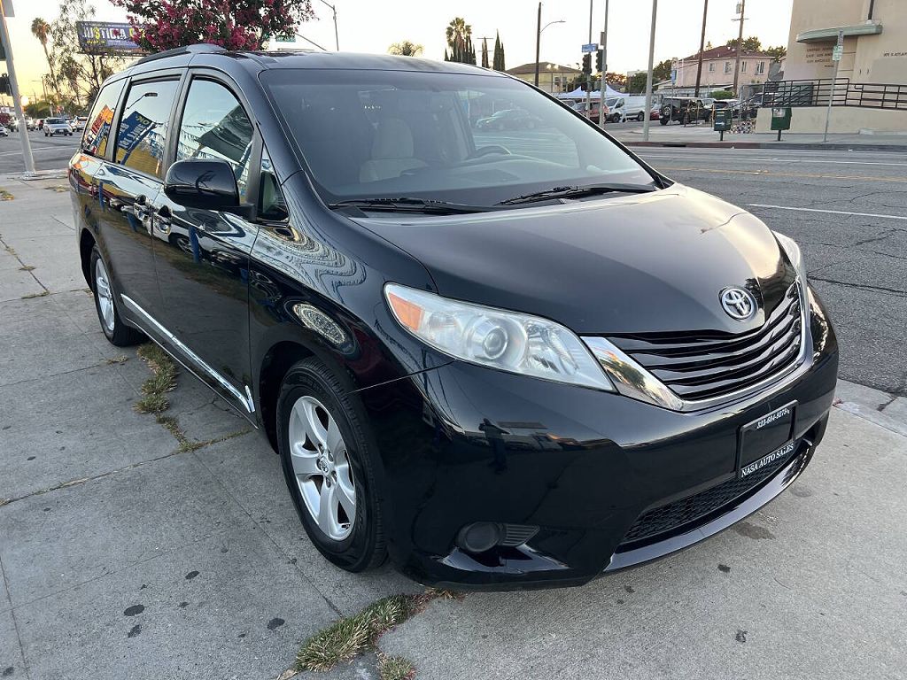 2015 Toyota Sienna LE 7-Passenger Mobility