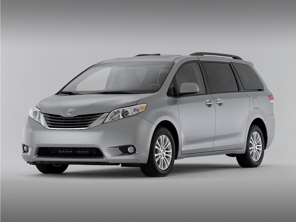 2014 Toyota Sienna LE 7-Passenger Mobility