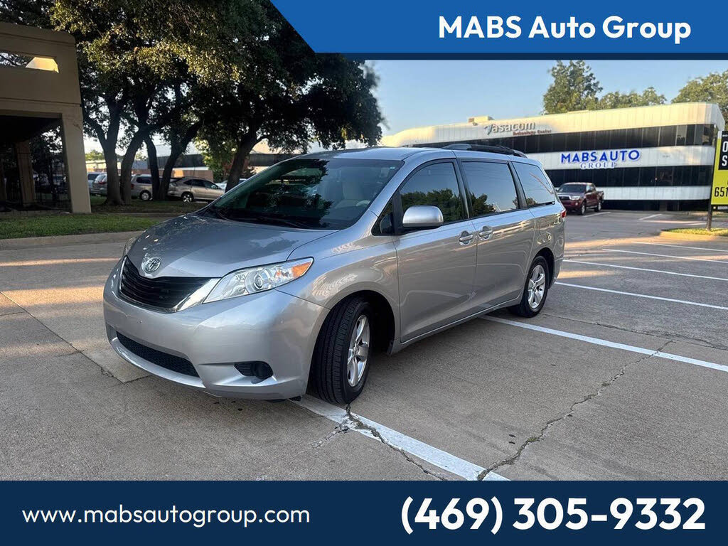 2013 Toyota Sienna LE 7-Passenger Mobility