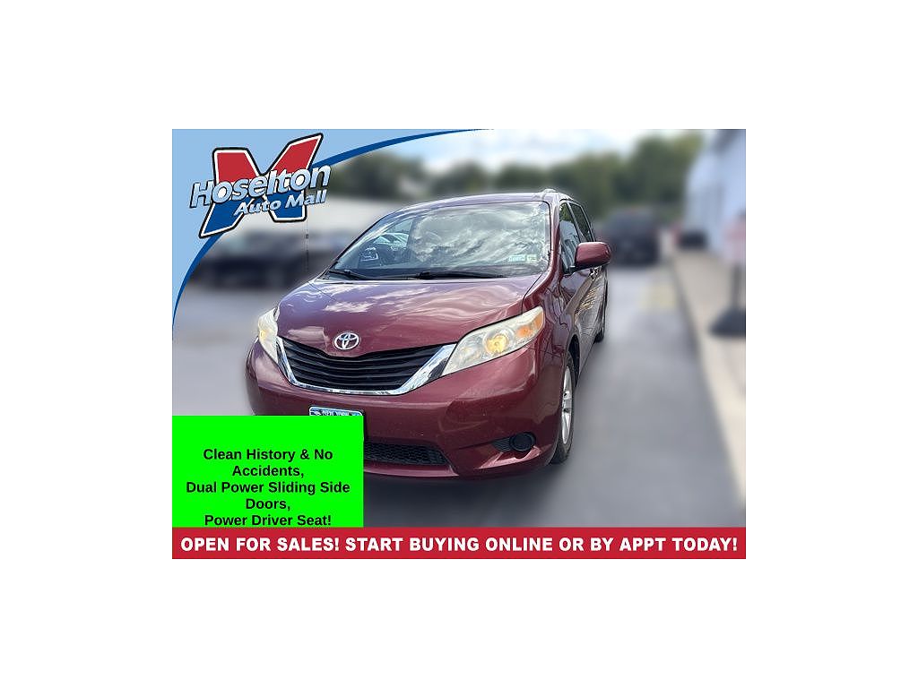 2013 Toyota Sienna LE 7-Passenger Mobility