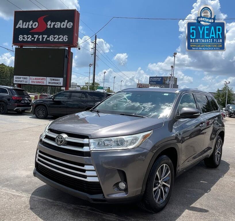 2017 Toyota Highlander SE