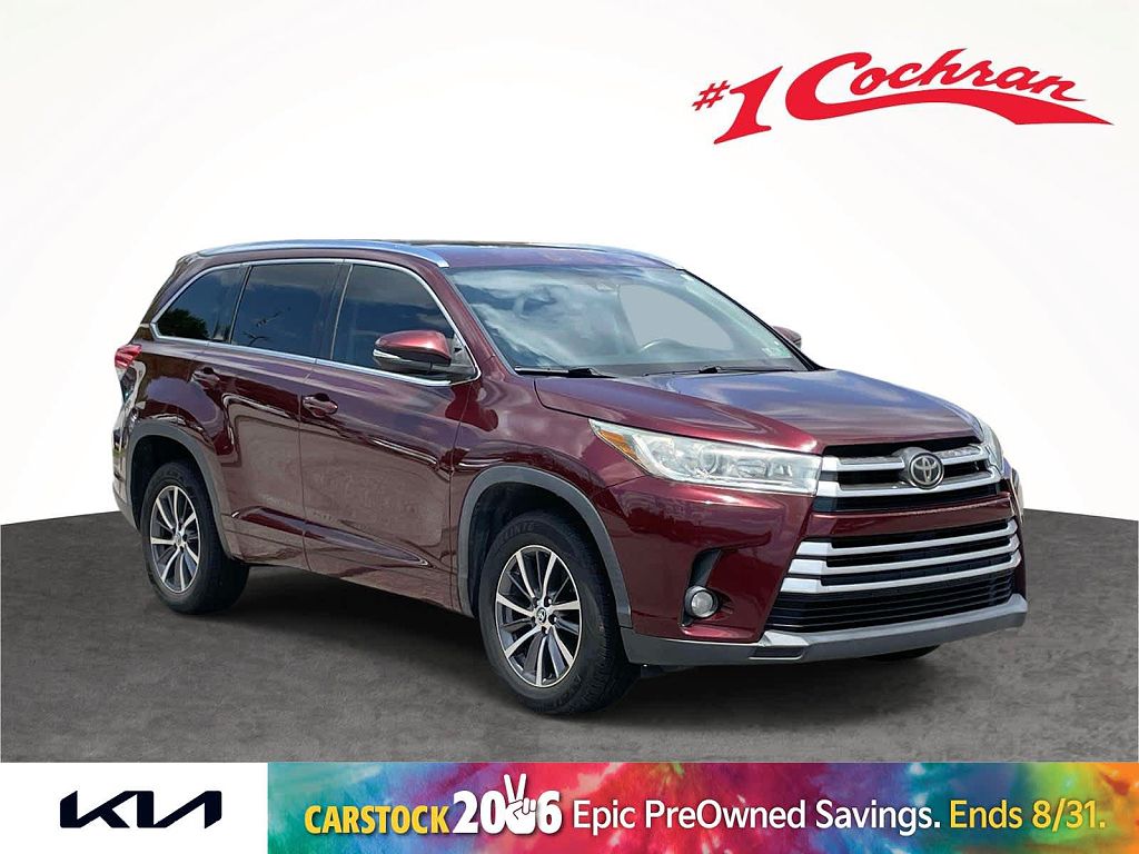 2017 Toyota Highlander SE