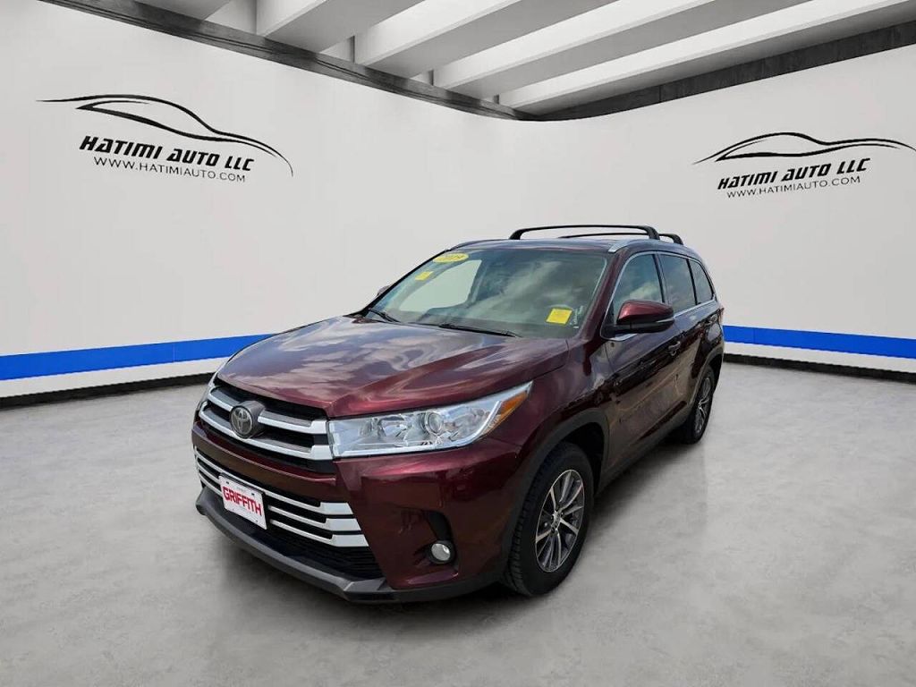 2019 Toyota Highlander SE