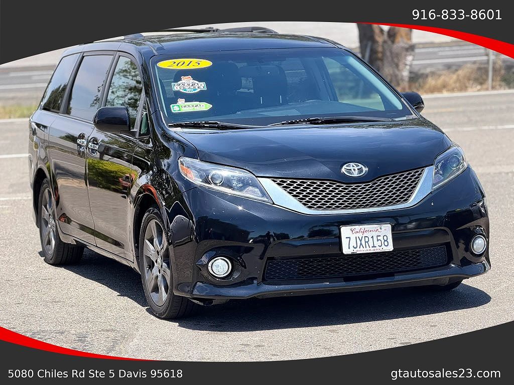 2015 Toyota Sienna SE Premium 8-Passenger