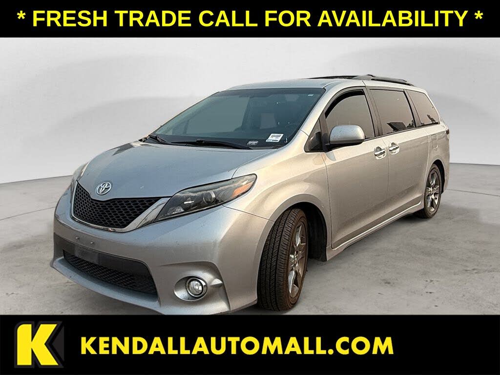 2015 Toyota Sienna SE 8-Passenger