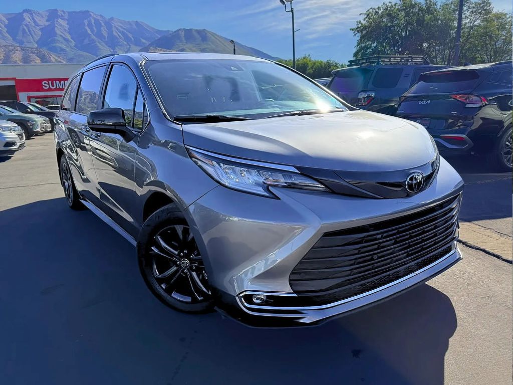 2026 Toyota Sienna XSE 7-Passenger