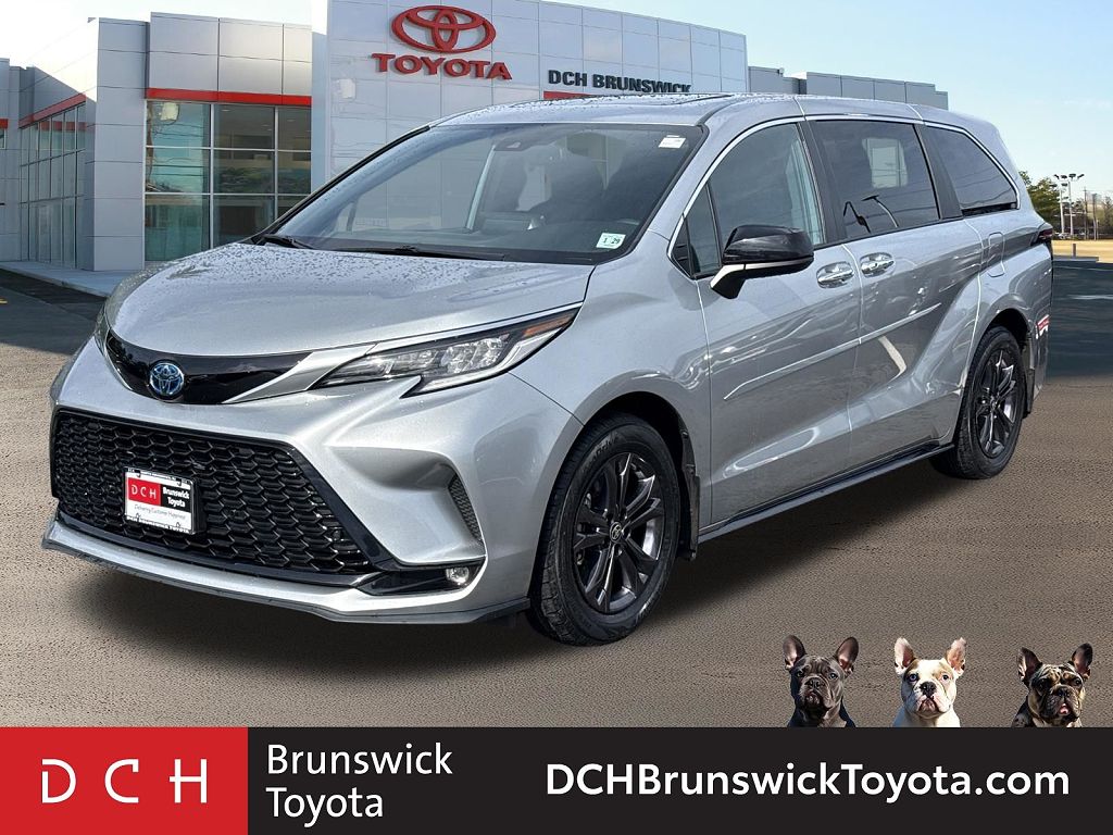 2024 Toyota Sienna XSE