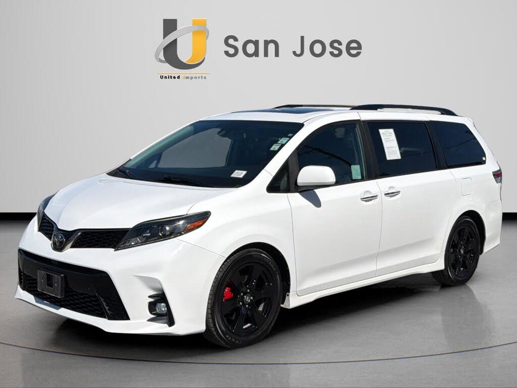 2020 Toyota Sienna SE Premium 8-Passenger listing photo