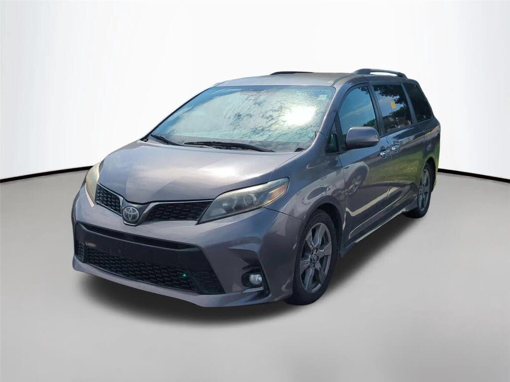 2018 Toyota Sienna SE Premium 8-Passenger