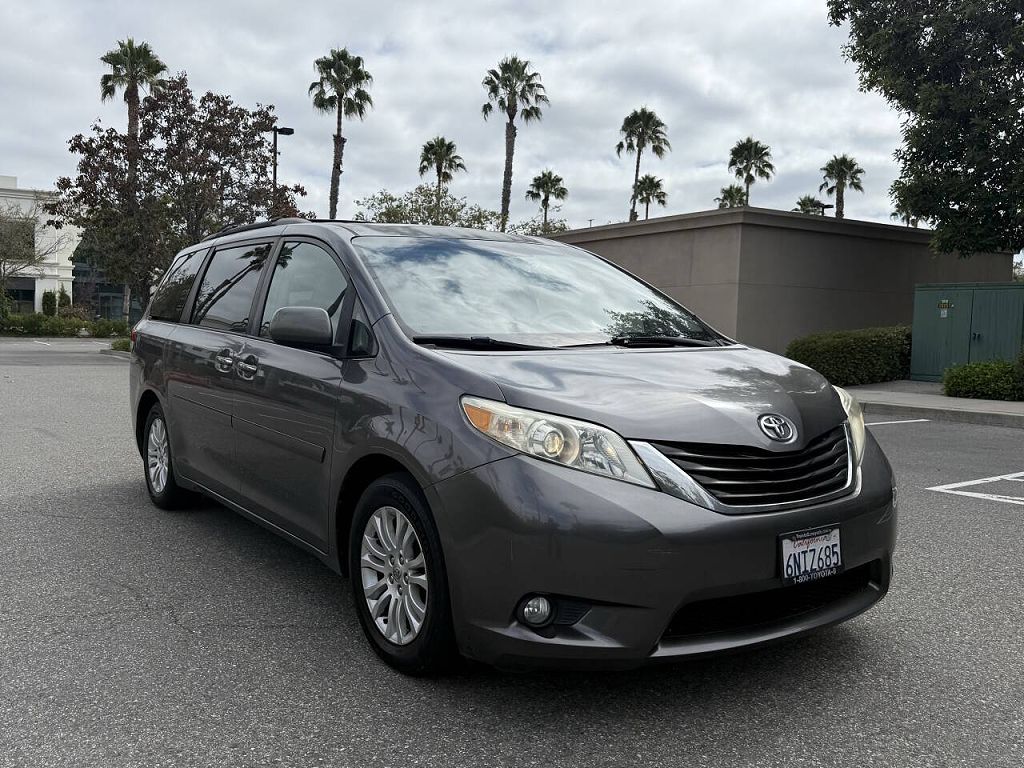 2011 Toyota Sienna Limited 7-Passenger
