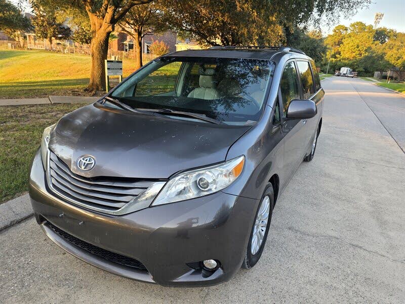 2012 Toyota Sienna Limited 7-Passenger