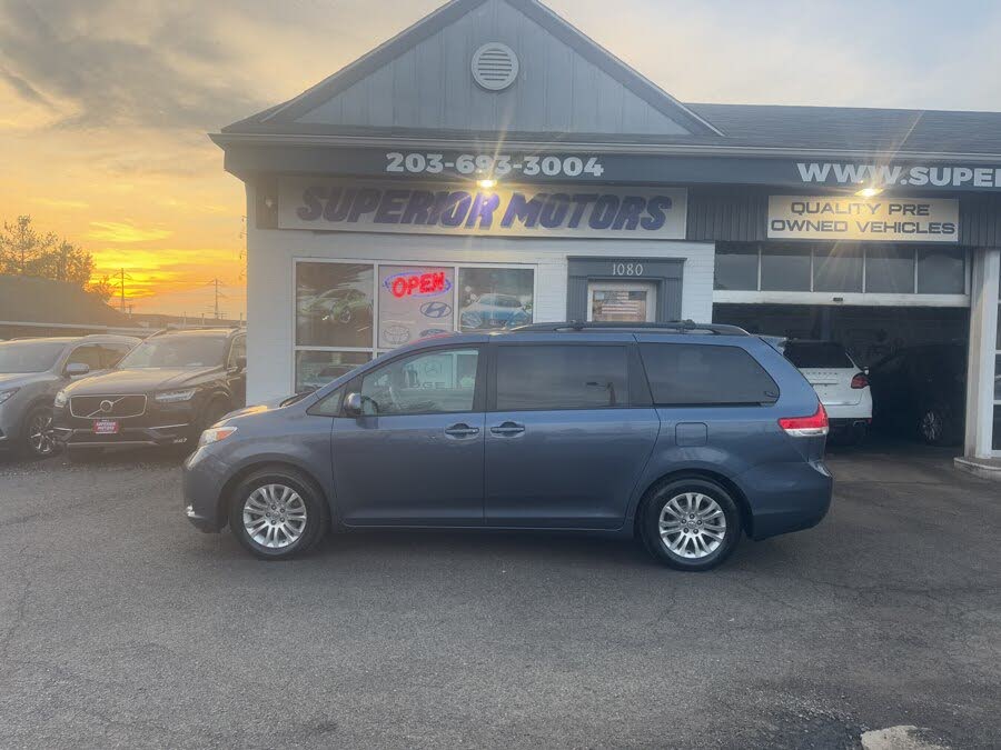 2013 Toyota Sienna Limited 7-Passenger