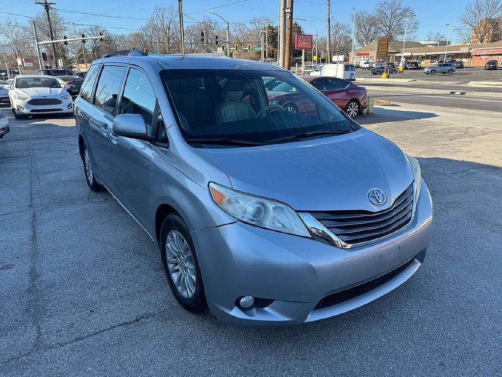 2011 Toyota Sienna Limited 7-Passenger